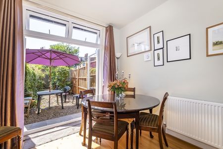 2 bedroom maisonette to rent - Photo 4