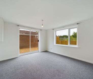 3 bedroom apartment to rent - Photo 2