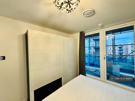 2 bedroom flat to rent - Photo 5