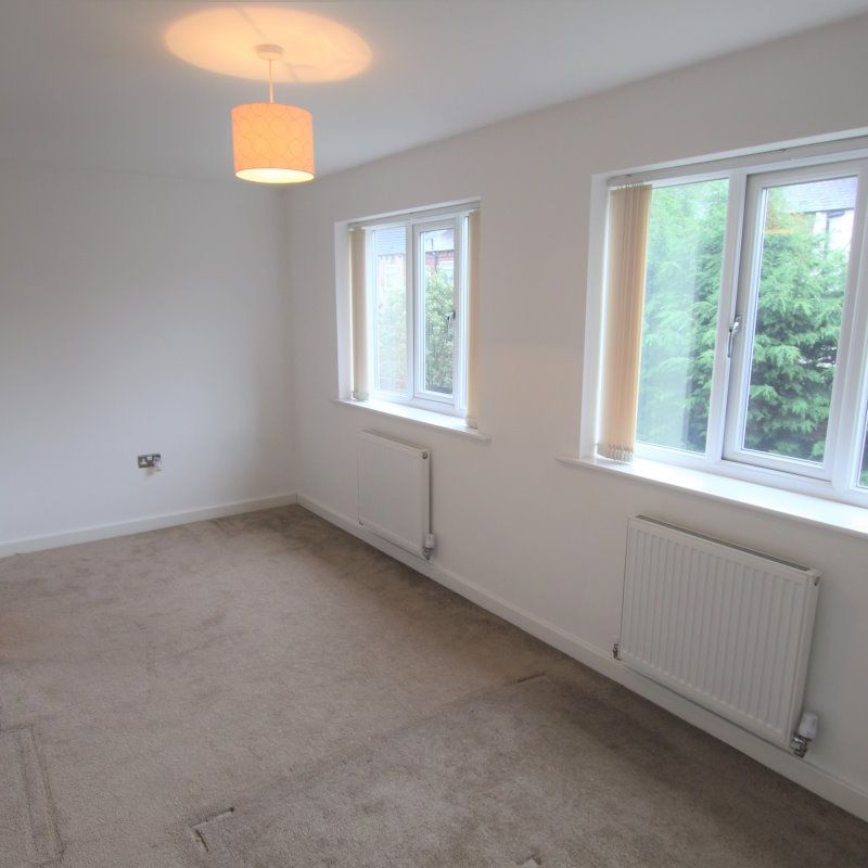 3 Bed Semi Detached - Photo 1