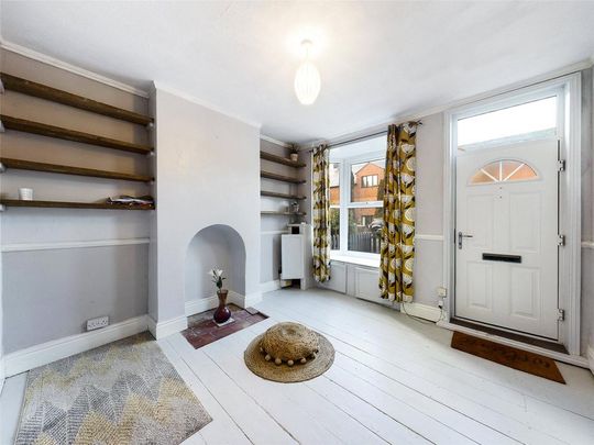 2 bedroom terraced house to rent - Photo 1