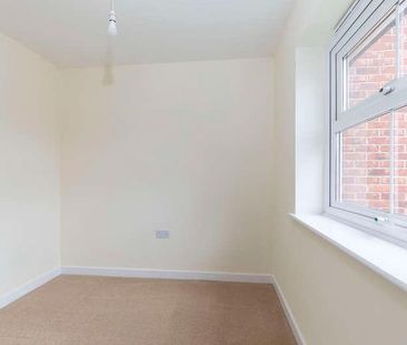 Brize Avenue Kingsway, Gloucester, GL2 - Photo 6