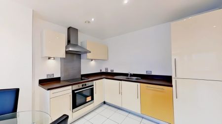 2 Bed 2 Bath - Photo 4