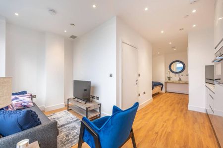 Studio to rent - Photo 3