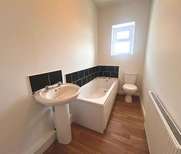 St Marys Road, Darfield, Barnsley, S73 - Photo 6