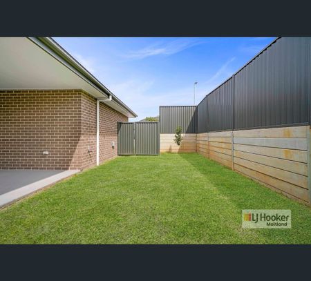 1/24 Tourmaline Drive, Rutherford, NSW 2320 - Photo 3