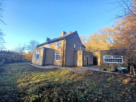 4 bedroom detached house to rent - Photo 4