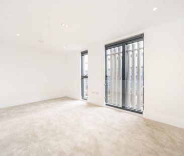 Bryanston Close, UB2, London - Photo 4
