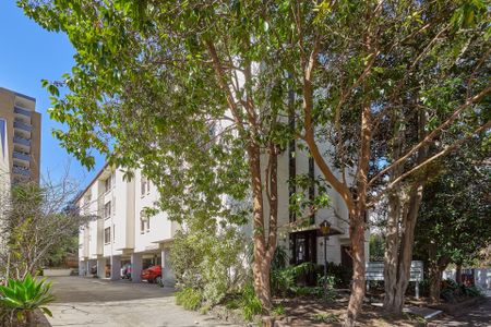 Unit 17/14 Tivoli Road, South Yarra. - Photo 5