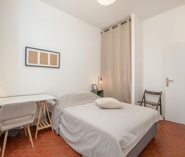 Location Appartement 5 pièces Meublé 92m² MARSEILLE 3ème - Photo 1