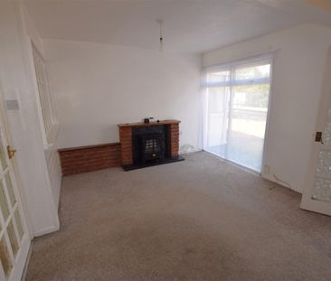 3 bedroom house - terraced to rent - Photo 1