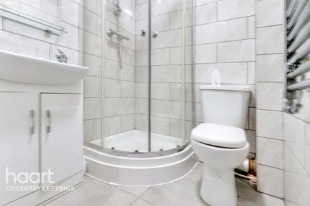 1 bedroom in a house share to rent - Photo 5