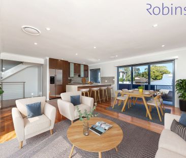 Three bedroom, two bathroom townhouse with double garage - Photo 2