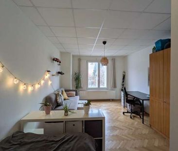 Zimmer in 4er WG - gegenüber von der Uni - Foto 1