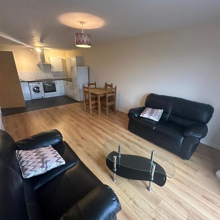 2 bedroom apartment to rent - Photo 1