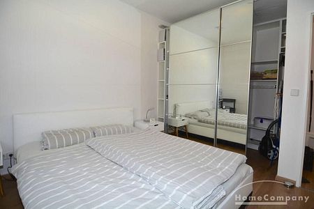 Modern eingreichtete 2-Zimmer-Wohnung im Herzen von Charlottenburg, Berlin, möbliert - Photo 5