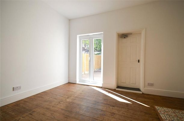 3 bedroom terraced house to rent - Photo 1