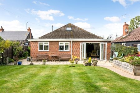 3 bedroom bungalow to rent - Photo 2