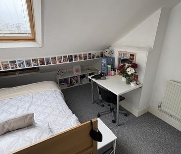 4-Bedroom Student/Sharer House on Ecclesall Road - Photo 3