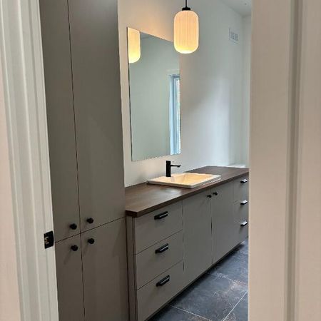 Grand appartement 5½ NEUF à louer à Drummondville - Photo 3