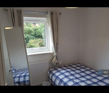 3 bedroom terraced house to rent - Photo 6