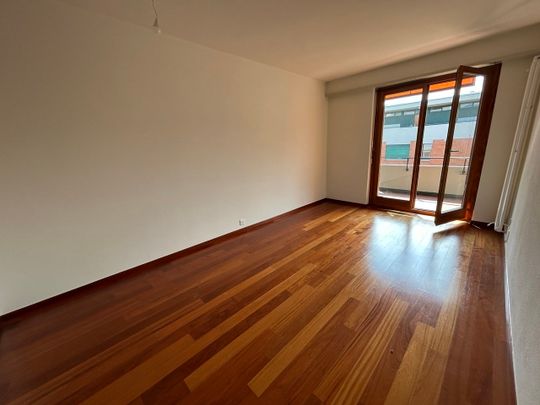 2.5 Zimmer, 60 m², 3. Stock - Foto 1