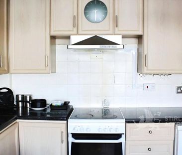 4 bedroom semi-detached house to rent - Photo 1