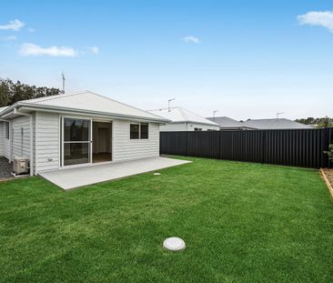 25 Solomon Drive, Lake Cathie NSW 2445 - House For Rent | Domain - Photo 5