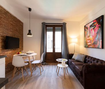 Central two bedroom apartment near the Boqueria market - Photo 6