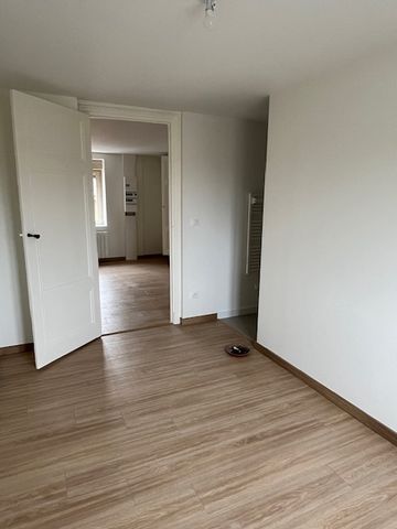 Location Appartement 2 pièces 34m² - Photo 3