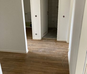 Schöne 3 ZKB Wohnung mit Balkon sucht SIE - Photo 3