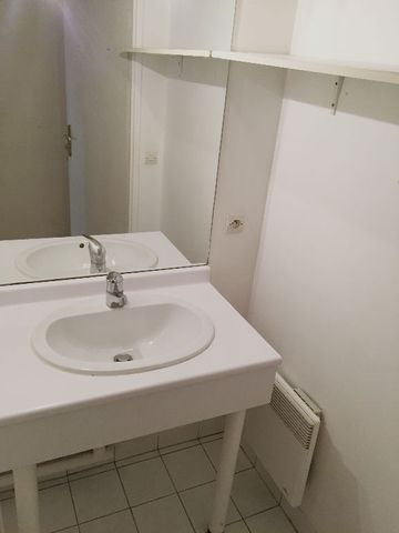 Location Appartement 1 pièce 30m² - Photo 4