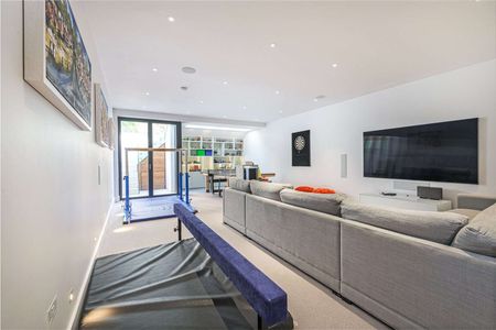 Timeless period house, brilliantly re-imagined, designed and finished. - Photo 4