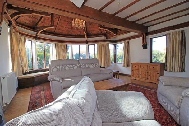 6 bedroom detached house to rent - Photo 1