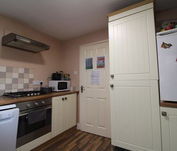 Salford Close, Reading, RG2 8SA - Photo 5