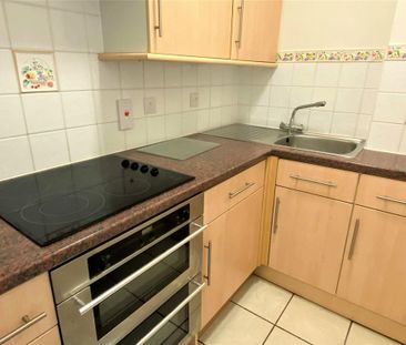 2 bedroom apartment to rent - Photo 5