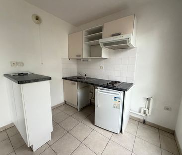 Location Appartement 2 pièces 41m² LA BASSEE 59480 - Photo 3