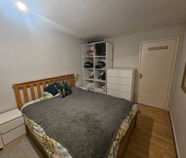 2 Bed End Terrace, Landmere Gardens, NG3 - Photo 4