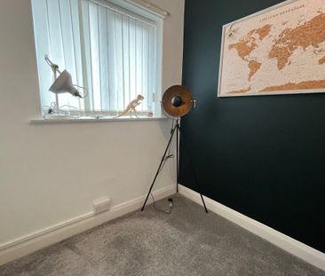 Heath Place - Photo 3