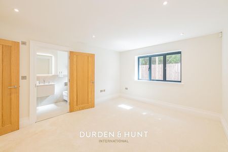 Mott Street, Loughton - Photo 2