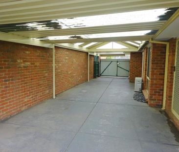 3 Rostron Way, Roxburgh Park, Vic 3064 - Photo 1