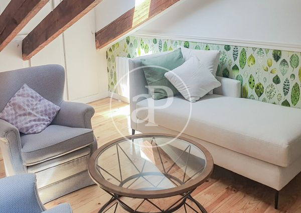 Penthouse for rent in Ayala