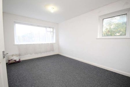 St Davids Close, Wembley, Middlesex, HA9 - Photo 5