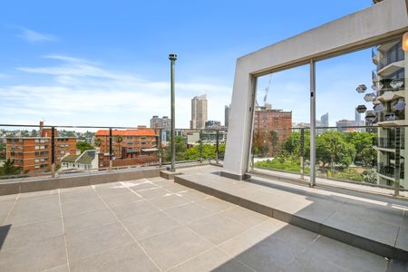 71/4 Elizabeth Bay Road, Elizabeth Bay NSW 2011 - Studio For Rent | Domain - Photo 2