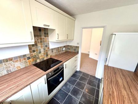 2 bedroom flat to rent - Photo 3