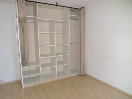 Location Appartement 4 pièces 90m² MONTPELLIER 34070 - Photo 2
