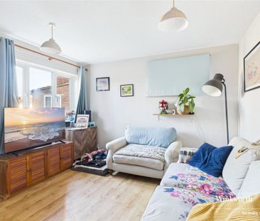 1 bedroom semi-detached house to rent - Photo 2