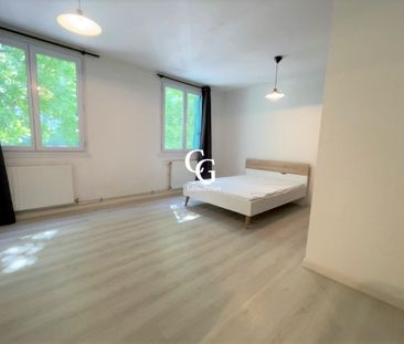 Location Appartement 2 pièces 50m² NANTES 44200 - Photo 2