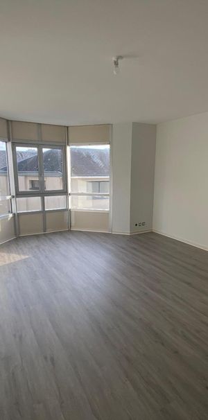 Location Appartement 2 pièces 45m² CHOLET 49300 - Photo 1