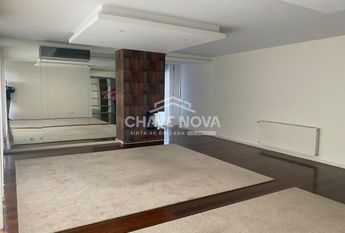 Apartamento T5 em Porto